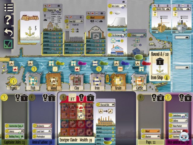 Die Spieloberfläche gleicht der des Brettspiels: Man entscheidet sich für Waren oder Gebäudebau in einer Hafenkulisse.