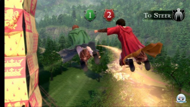 Beim Quidditch wird boxend und tretend um die Wette geflogen.