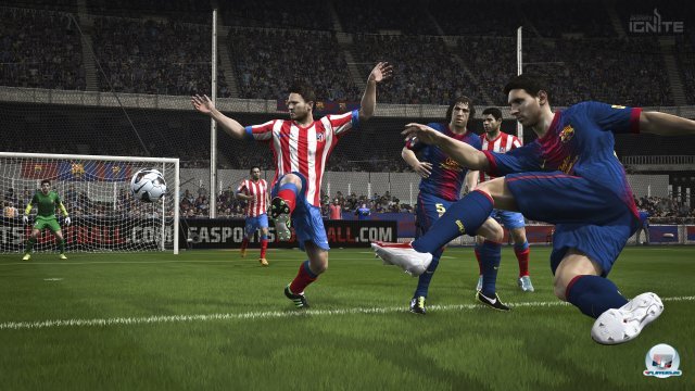 Egal ob Rasen, Zuschauer oder Drumherum - FIFA 14 macht auf Xbox One und PS4 einen Schritt nach vorne.