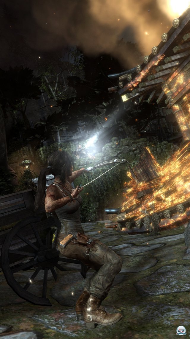 Zu Beginn hat Lara nur einen Bogen, aber schonb bald ein ganzes Waffenarsenal.