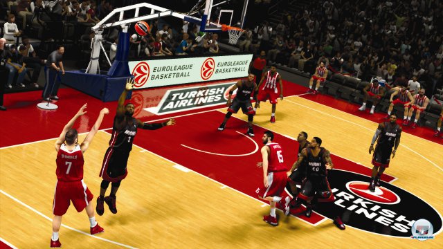 NBA 2K14 ist ein umfangreiches, überaus ansehnliches Sportspiel. Aber man vermisst u.a. Fortschritte in der Regie der Spielmodi.