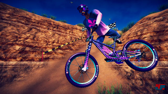 Descenders Start Und Multiplayer Update Fur Die Downhill Rennen