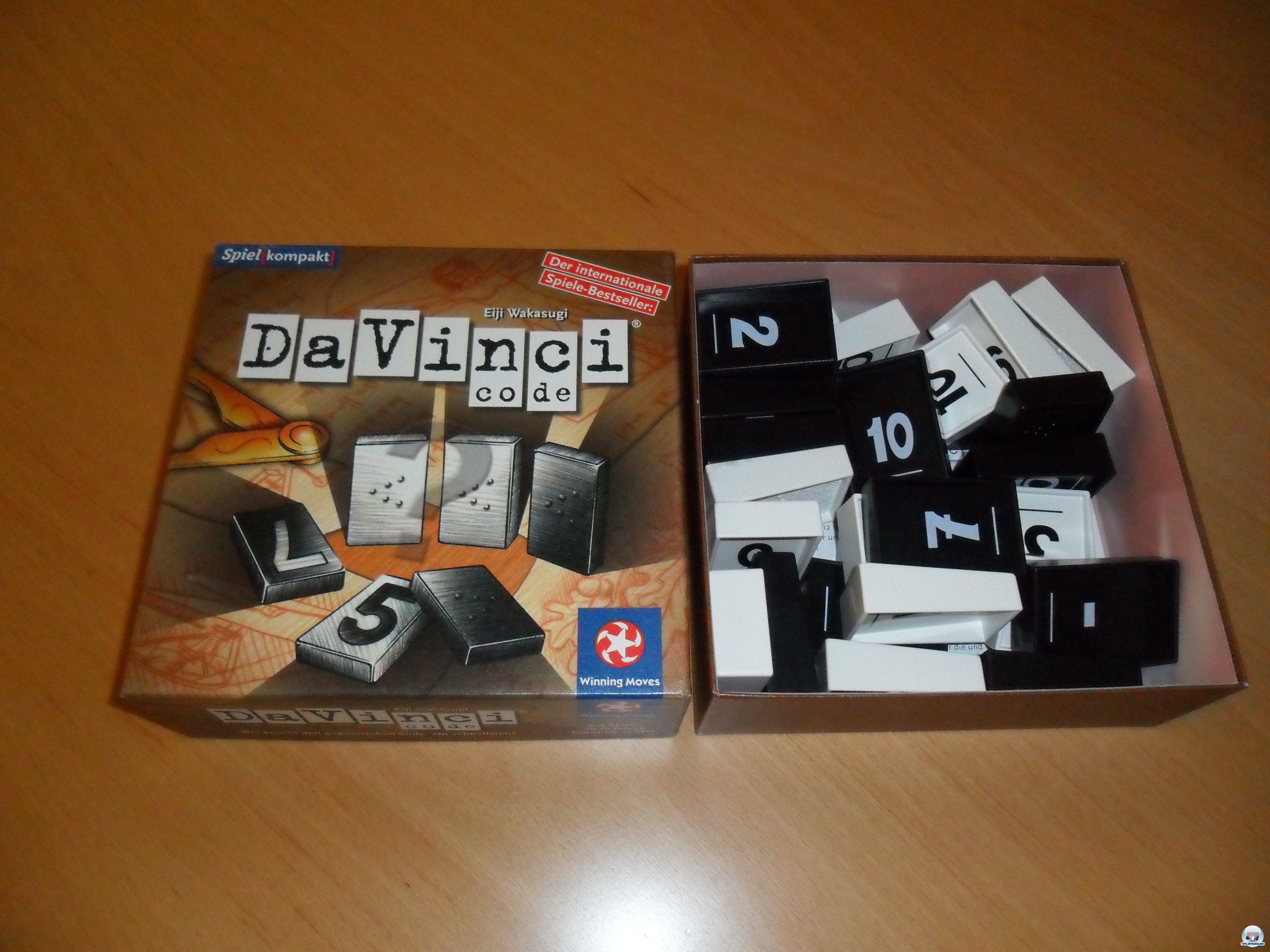 Da Vinci Code ist 2006 für knapp zehn Euro auf Deutsch bei Winning Moves erschienen.